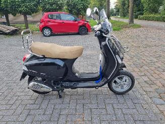 Vespa  LX 125 1867KM! picture 6