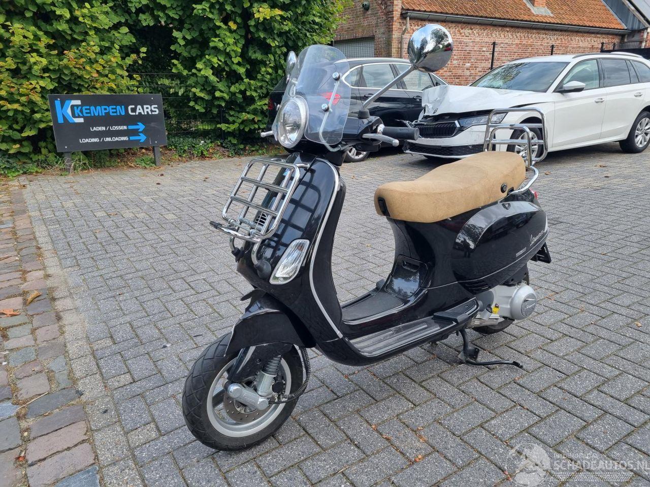 Vespa  LX 125 1867KM!