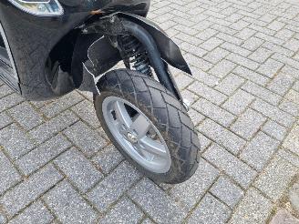 Vespa  LX 125 1867KM! picture 8