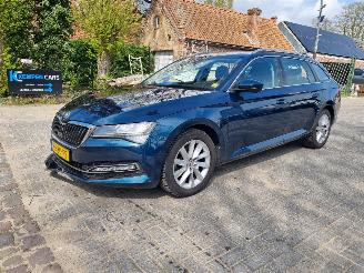 Coche accidentado Skoda Superb 1.5 TSI Bussines Navi Stoelverw. 2022/7