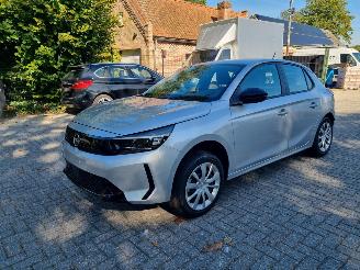 krockskadad bil auto Opel Corsa-E 51KWh Airco Camera 2026/8