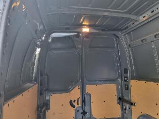 Renault Master DCI 135 L2 H2 Airco picture 9