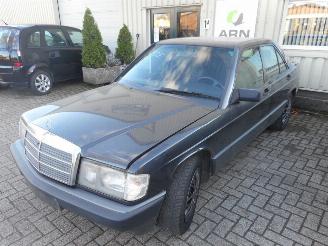 demontáž osobní automobily Mercedes 190-serie 190 e 1993/1