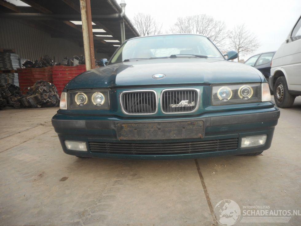 BMW 3-serie 323ia  coupe