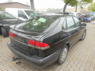 Saab 9-3  picture 2