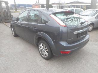 Ford Focus  picture 3