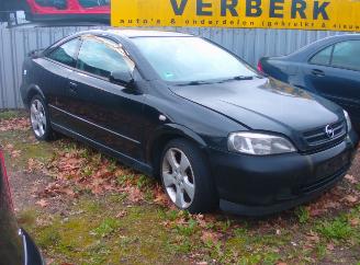 Opel Astra coupe picture 2