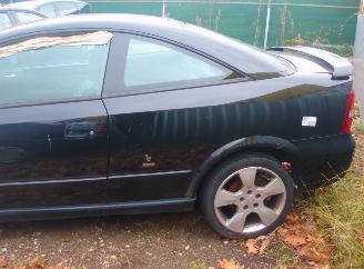 Opel Astra coupe picture 4