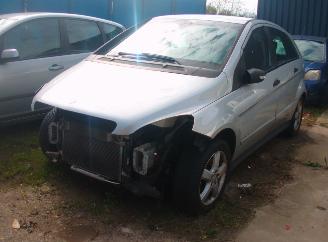 Salvage car Mercedes B-klasse 200 2006/1