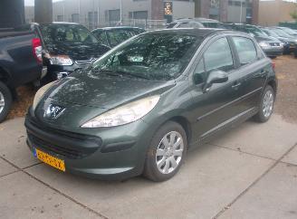 damaged passenger cars Peugeot 207  2007/1