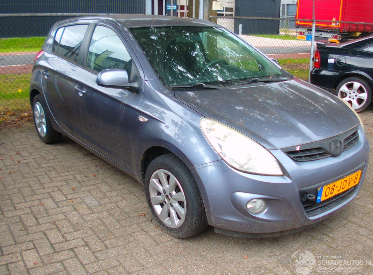 Hyundai I-20 