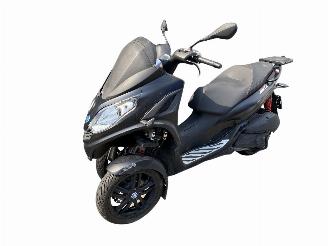 Vrakbiler auto Piaggio MP3 300 HSE 2019/12