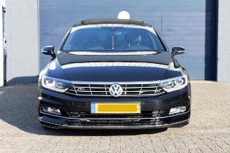 Volkswagen Passat 1.4 TSI ACT 3X R-LINE PANO/LEDER/LED/NAVI/CLIMA SCHADEVRIJ/DAMAGEDFREE picture 5