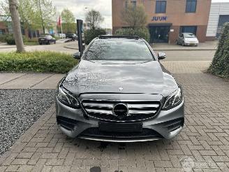 Mercedes E-klasse 200 AMG PANO/LED/19INCH picture 5