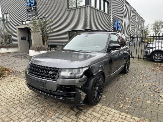 Damaged car Land Rover Range Rover 3.0 TDV6 AUTOBIOGRAPHY / PANORAMA / MERIDIAN / VOL! 2015/9