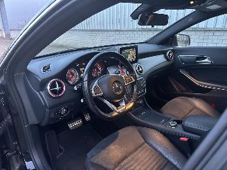 Mercedes Cla-klasse AMG CLA180 / NAVI / LED / ALCANTARA / PDC / MFS picture 12