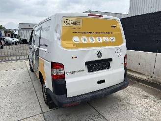 skadebil bedrijf Volkswagen Transporter 2.0 TDI MINIMAL DRIVEABLE 2X SCHUIFDEUR DAMAGE 60.000KM! | AIRCO | CRUISE 2014/12
