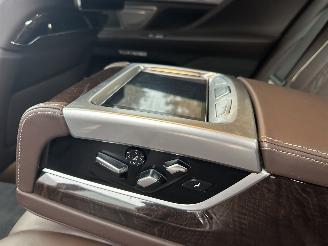 BMW 7-serie 7-SERIE  740e LWB I-Performance / Full Options SCHADEVRIJ/ DAMAGED FREE/UNFALL FREI ! picture 15