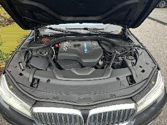 BMW 7-serie 7-SERIE  740e LWB I-Performance / Full Options SCHADEVRIJ/ DAMAGED FREE/UNFALL FREI ! picture 17
