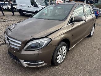 disassembly passenger cars Mercedes B-klasse  2013/7