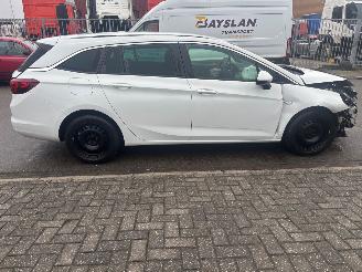 Opel Astra  picture 5