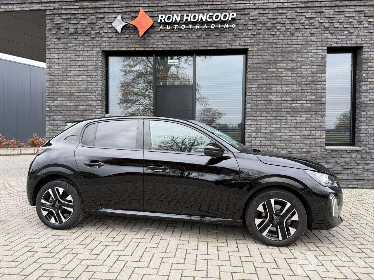 Peugeot 208 NEW MOD! 1.2 Turbo 101PK Allure