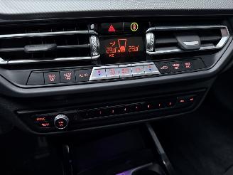 BMW 1-serie 118i 136PK Steptronic M-Sport PANO KUIP VOL! picture 31