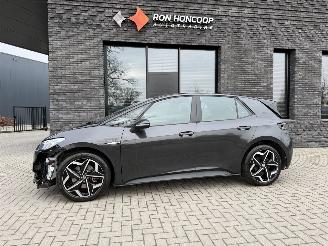 Damaged car Volkswagen ID.3 PRO 58kWh 204PK Aut. EV 2021/12
