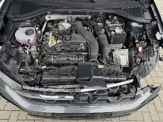 Volkswagen T-Roc 1.5 TSI 150PK DSG7 R-Line picture 37