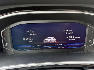 Volkswagen T-Roc 1.5 TSI 150PK DSG7 R-Line picture 28