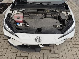 MG MG4 Electric Trophy Extended Range 77kWh 245PK Aut. Luxury picture 39