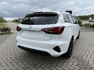 MG MG5 Electric 61kWh Long Range 157PK Aut. Luxury picture 11
