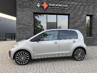 Avarii autoturisme Volkswagen Up! 1.0 MPI 60PK BMT High-UP! ECC Stoelverw. Multifunc. stuur 17” VOL! 2018/10