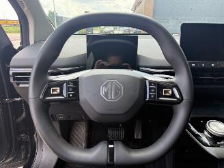 MG MG4 Electric Long Range 64kWh 204PK Aut. Luxury picture 20