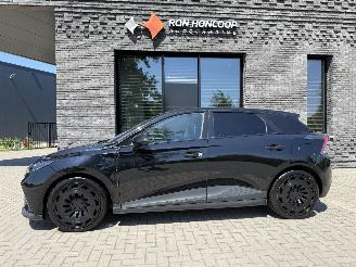 Vaurioauto  passenger cars MG MG4 Electric Long Range 64kWh 204PK Aut. Luxury 2025/6
