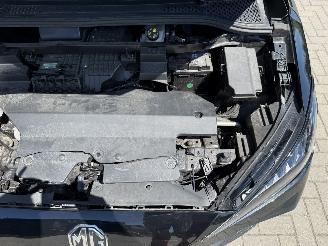 MG MG4 Electric Long Range 64kWh 204PK Aut. Luxury picture 36