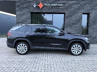 Voiture accidenté Skoda Kodiaq 1.5 TSI MHEV 150PK DSG7 Business Plus 7-Personen PANO! 2024/7