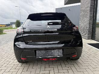 Peugeot 208 1.2 PureTech 101PK Allure picture 13