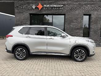 Voiture accidenté Maxus eUNIQ 6 EV 70kWh 177PK Aut. LIMITED PANO VOL! 2023/7