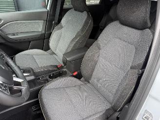Renault Captur E-Tech NEW MODEL! 1.8 Hybrid 160PK Aut. Techno picture 19