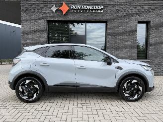 Vaurioauto  passenger cars Renault Captur E-Tech NEW MODEL! 1.8 Hybrid 160PK Aut. Techno 2026/5