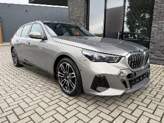 BMW i5 Touring eDrive40 84kWh 341PK M-Sport picture 3