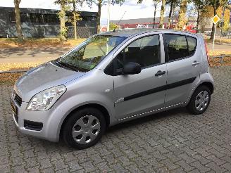 uszkodzony samochody osobowe Suzuki Splash Suzuki splash 1.0 airco met zeer lichte schade 2011/2