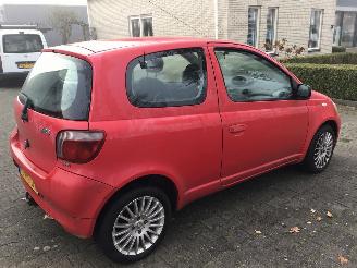 Toyota Yaris Yaris 1.3 -16v vvt-i Luna picture 3