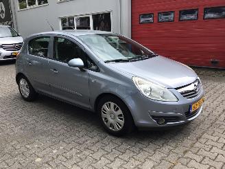 Opel Corsa 1.4-16v enjoy picture 2