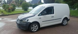 Volkswagen Caddy Bj:02-2016 Facelift 2.0-TDI Airconditioning Elektrische ramen Elektrische-spiegels centrale vergrendeling met afstandsbediening Start-Stop systeem Tussenwand met glas picture 10