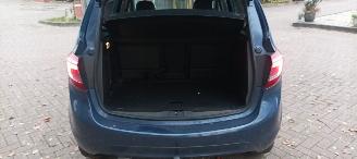 Opel Meriva 1.4-Turbo 140pk Automatik Innovation uitvoering Navi Climatecontrol CruiseControl Stoelverwarming stuurwiel met verwarming trekhaak Achteruitrijcamera privacy glas Mistlampen Led-Dagrijverlichting picture 18