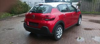 Citroën C3 Bj:11-2022 Edition You! 1.2-12v Airconditioning stoelverwarming CruiseControl Dab audio Elektrische ramen Elektrische-spiegels met verwarming Centrale vergrendeling met afstandsbediening Start-Stop systeem Drivelane assistent Mistlampen Led-Dagrijverlicht picture 4