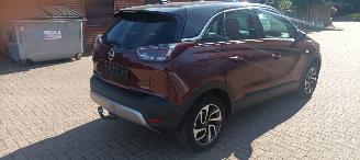 Opel Crossland 1.2-Turbo Automatik Navigatie Climatecontrol CruiseControl Leren-Stuurwiel Regensensor Lichtautomaat Privacyglas Led-Koplampen Half-Leren bekleding Stoelverwarming Trekhaak Mistlampen picture 4