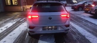 Volkswagen T-Roc 1.5-TSI 150pk R-Line Design Navi Full-Led koplampen Led achterlichten Climatecontrol CruiseControl Stoelverwarming Lichtautomaat Privacyglas picture 5